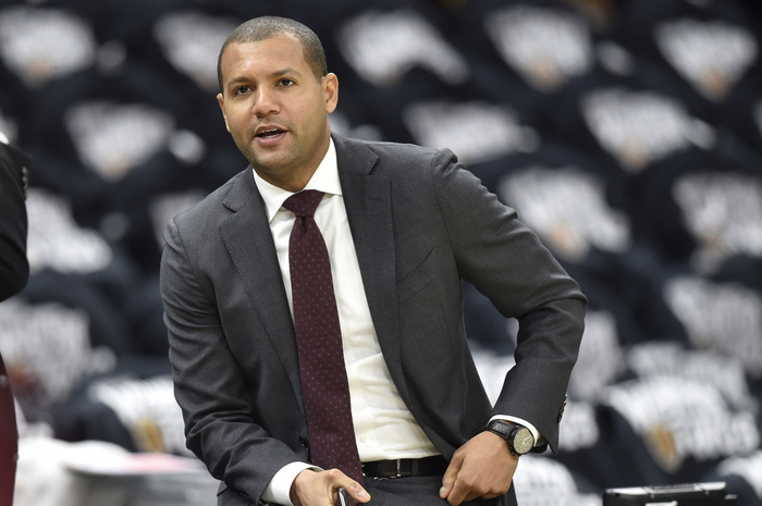 骑士老鹰爵士三方交易,谁是赢家,谁是输家?|选秀权|鲍尔|投篮|克利夫兰骑士队|亚特兰大老鹰队_新浪体育_新浪新闻