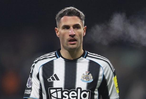 埃迪-豪:舍尔昨天手术很成功,目标为三个月恢复期