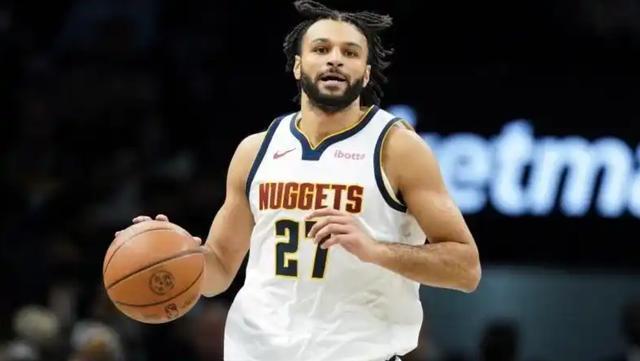 约基奇不在穆雷场均25+10+5 这表现还不能为他争得一次全明星？