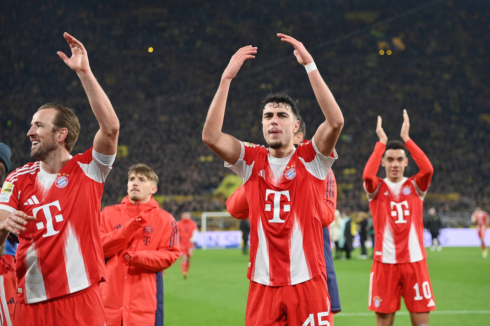 麻将-帕夫洛维奇：很高兴被比作克罗斯 我这个位置一直仰慕布斯克茨